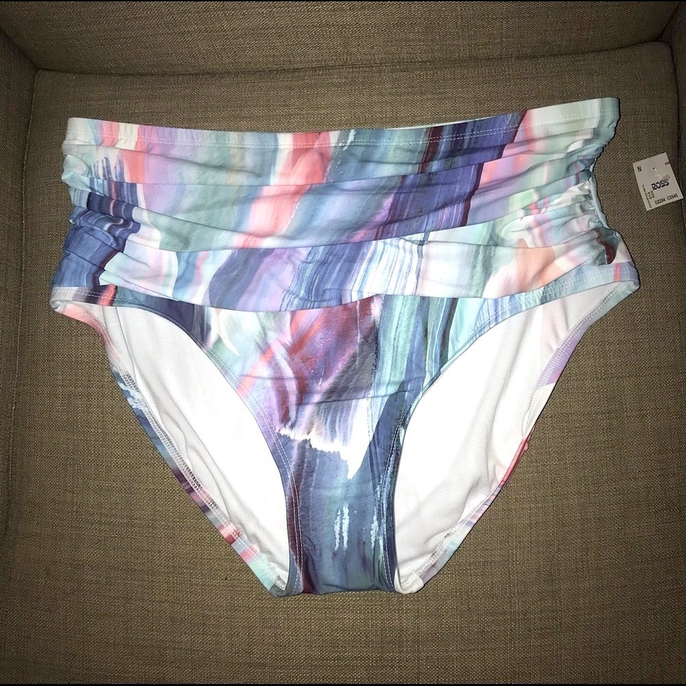 NWT Women’s abstract ruched high-waist swimsuit comfortable stretch bottoms, 16W
